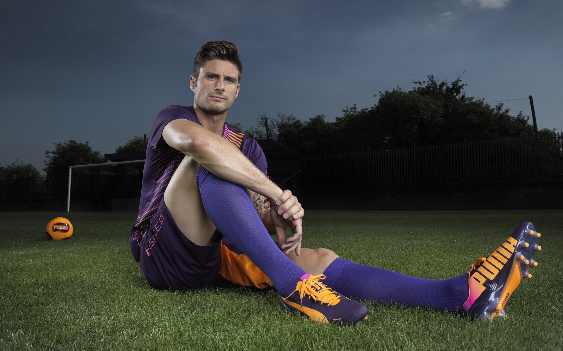 阿尔及利亚防守锁死巴拉圭，京多安攻防转换核心